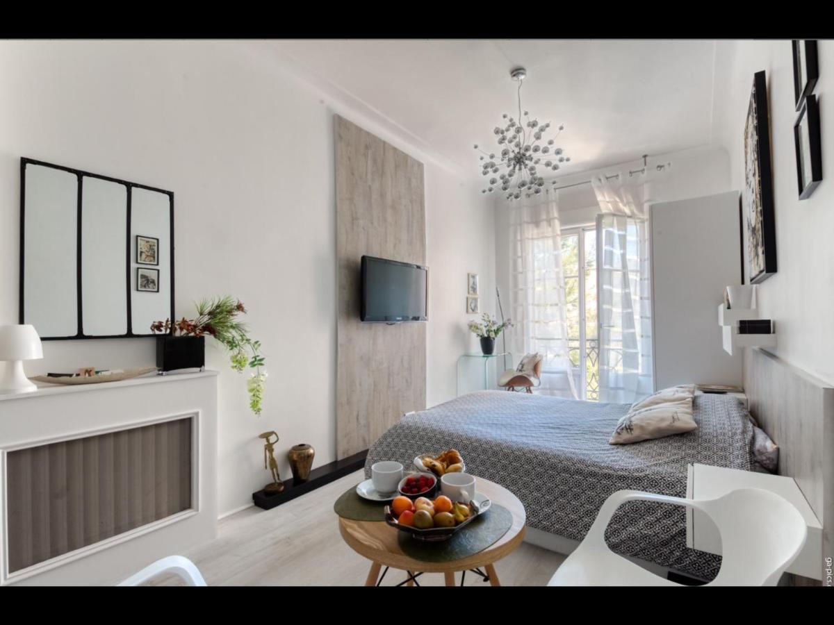 La Croisette - Superbe Studio Au Mythique Palais Miramar Cannes Luaran gambar
