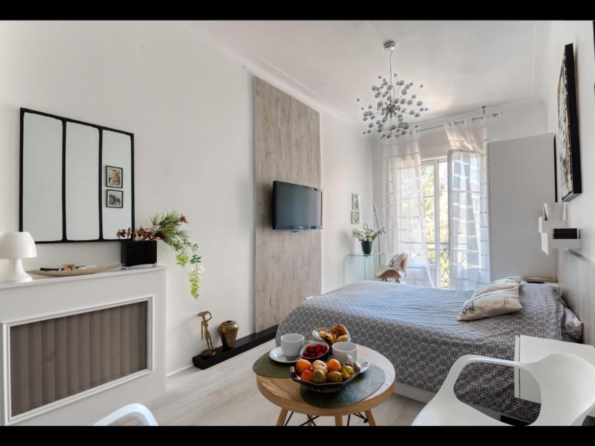 La Croisette - Superbe Studio Au Mythique Palais Miramar Cannes Luaran gambar
